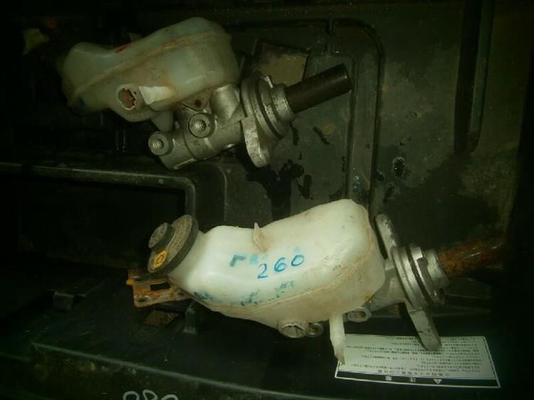 Главный тормозной цилиндр Тойота Премио в Солнечногорске 73101